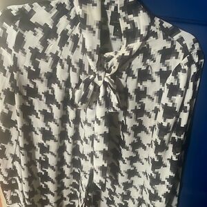 Beautuful houndstooth blouse needs a new home!